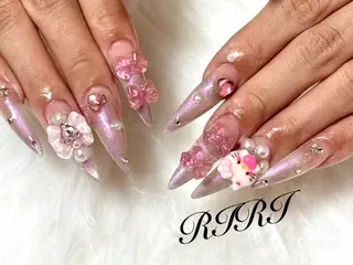 ネイル riri オーナーのネイルデザイン