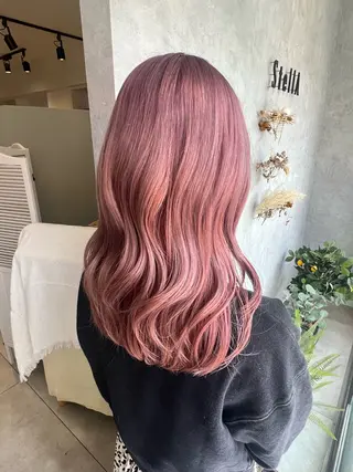 セミロング StellA所属・MIZUKI/町田/ ハイトーンカラーのヘアスタイル