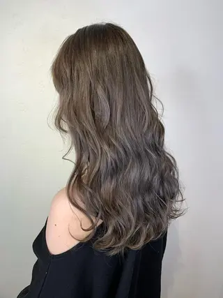 ロング _WHITE上本町 上本町店のヘアスタイル