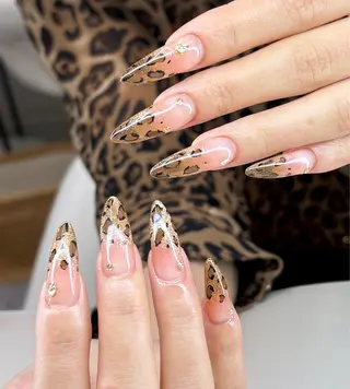 ネイル AngelChris ビューティーサロンのネイルデザイン