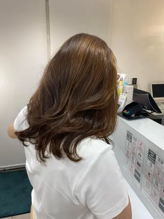 ミディアム パーマ TONI&GUY   EBISU所属・星野 菜月のヘアスタイル