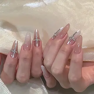 ネイル フィルイン、長さ出し 深爪矯正のネイルデザイン