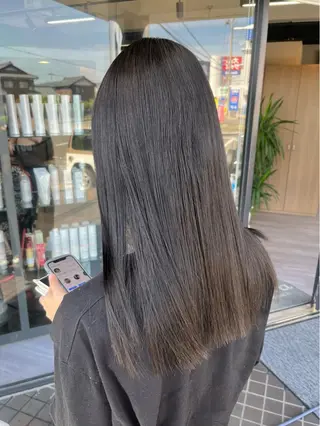 ロング alu所属・alu yuinaのヘアスタイル