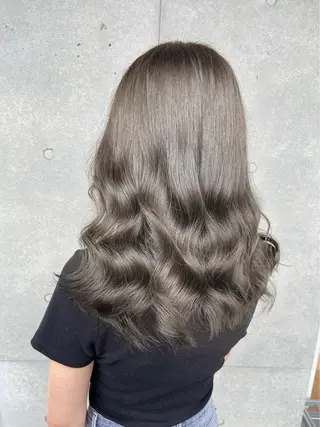 ロング 渡辺 悠太のヘアスタイル