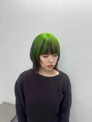 セミロング カラー 透明感/ 艶ハイトーン/梨桜のヘアスタイル