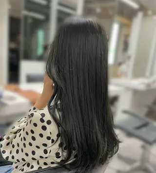 セミロング カラー 透け感カラー✂️ yuuのヘアスタイル