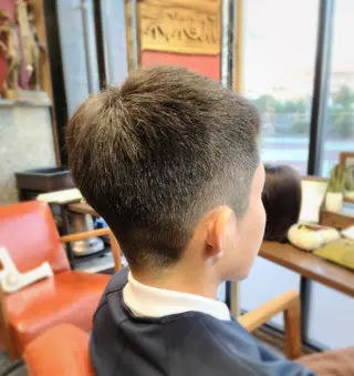 ショート メンズ 桐島 令奈のヘアスタイル