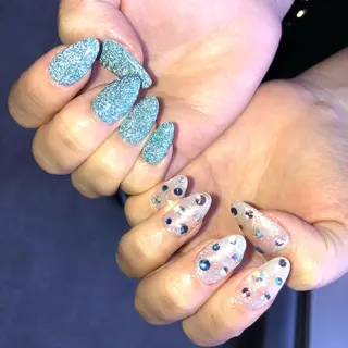 ロング カラー ヘアアレンジ キッズ ネイル マツエク・マツパ 福田 加奈のネイルデザイン