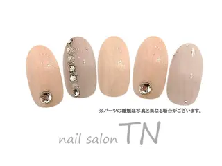 ネイル 中島 実穂のネイルデザイン