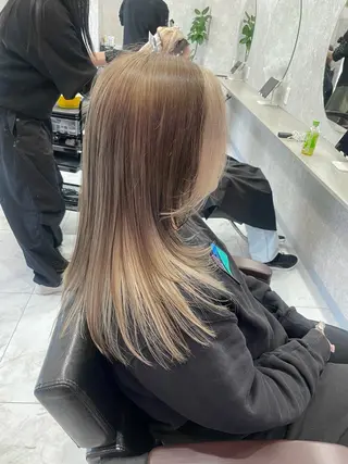 セミロング 🦋ハイトーン🦋 石山 希理🦋のヘアスタイル