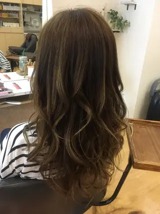 ロング カラー 牛島 久美子のマツエク・マツパデザイン