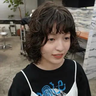 ミディアム パーマ ヘアアレンジ 🌐サトウ リョウ🌐のヘアスタイル