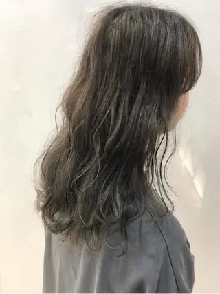 ロング _WHITE 天神店のヘアスタイル
