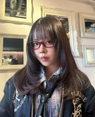 セミロング bloc japon所属・Shiena/ モテ愛されのヘアスタイル