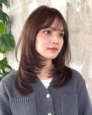 セミロング レイヤー特化/小顔顔 周り/セノ/表参道のヘアスタイル