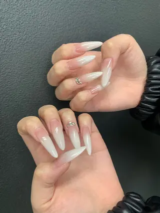 ネイル EMI ANA.CHUOのネイルデザイン