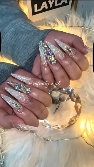 ネイル INFINITY所属・INFINITY Sachiのネイルデザイン