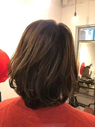 ミディアム 口コミ評価4.9⭐︎ カワナベ マサシのヘアスタイル