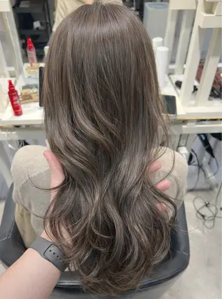 ミディアム 透明感カラー/恵比寿 /レイヤーカット大場のヘアスタイル