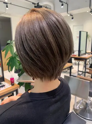 ショート 近 紗理奈のヘアスタイル