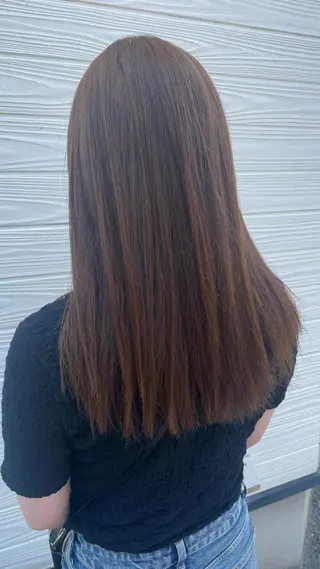 ロング ビヨウシツトリコ よねたにみなのヘアスタイル