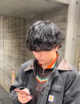 パーマ 川副/シャドウ/ 波巻き/メンズパーマのヘアスタイル