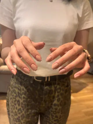 ショート 宮田 結晶のネイルデザイン