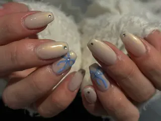 ネイル uri☺︎︎ natsumiのネイルデザイン