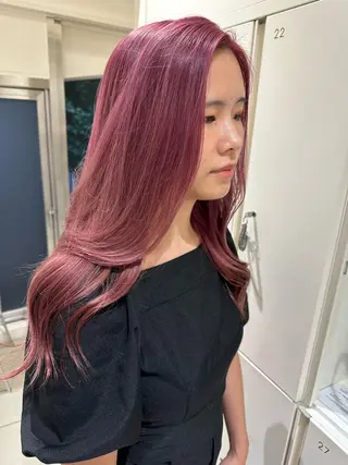 ロング カラー タイトボブ個性派カラ ーAKANEのヘアスタイル