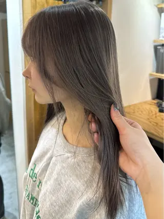 ミディアム カラー Rico / bob/グレージュのヘアスタイル