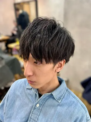 ショート パーマ メンズ 師岡 祐輔のヘアスタイル