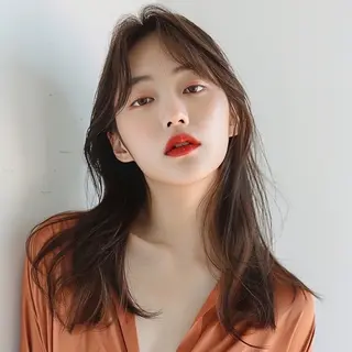 セミロング しもかわ かほのヘアスタイル