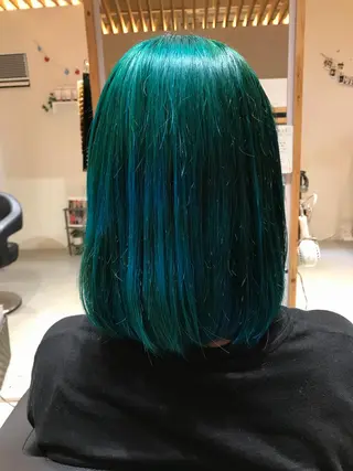 セミロング カラー 関口 友行のヘアスタイル