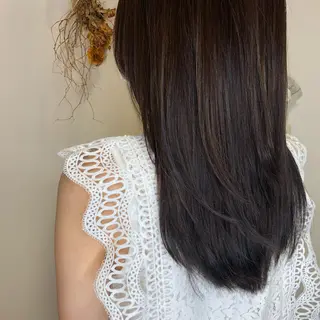 ロング 松佐 ゆかりのヘアスタイル