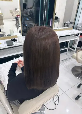 ミディアム カラー 透明感カラー / 艶カラー/ あいりのヘアスタイル