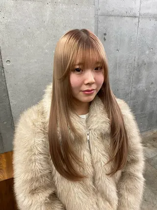 ロング ✨️艶ハイトーン特化 ✨️佐藤望のヘアスタイル