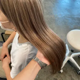ロング etore 矢場町 南沙希のヘアスタイル