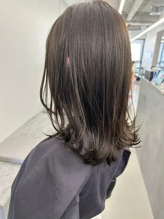 セミロング カラー HANA ROCCO3rdのヘアスタイル