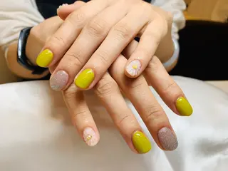 ネイル Ui_Amor (パラジェル)のネイルデザイン