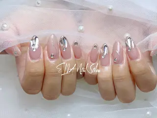 ミディアム cici nailのネイルデザイン