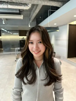 ロング 韓国ヘア/レイヤー Yan✂︎のヘアスタイル