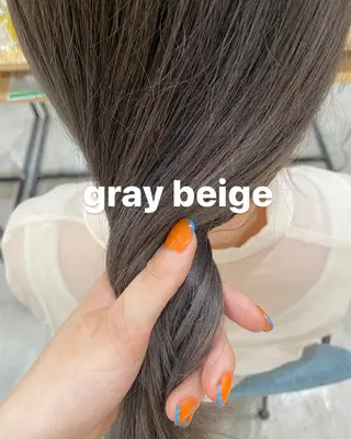 セミロング カラー ENIF ヤマグチアツコのヘアスタイル