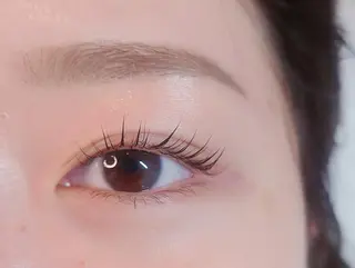 メンズ マツエク・マツパ アイブロウ NAZ eyelash&eyebrow by medical salon所属・NAZ 表参道 Tomokoのマツエク・マツパデザイン