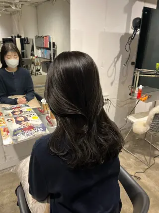 ミディアム 🟡ひろの/ツヤ カラー/髪質改善🟡のヘアスタイル