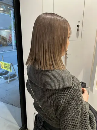 ショート カラー Vélua/miiu所属・韓国束感まつ毛 /Takaのマツエク・マツパデザイン