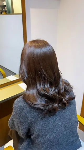 ミディアム カラー PELE/ハイトーン /NATSUKIのヘアスタイル