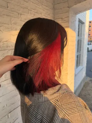 ミディアム 西村 美月のヘアスタイル