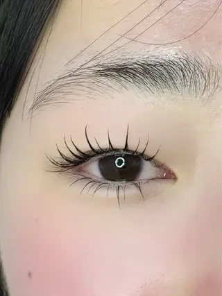 マツエク・マツパ rimiなかもず店所属・麻生 真由のマツエク・マツパデザイン