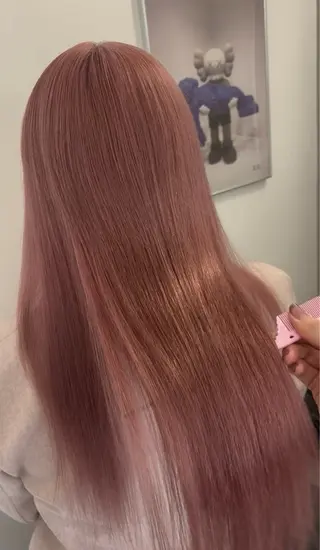 ロング カラー ユラ /ブリーチのヘアスタイル