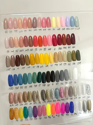 ネイル BOTANAIL本厚木駅前店所属・BOTA NAIL 本厚木店 Kasaiのネイルデザイン